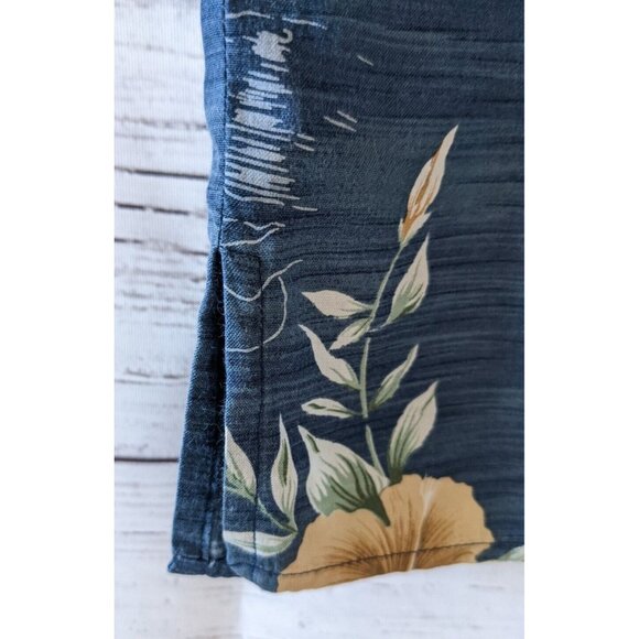 Attitude Hawaiian Silk Men's Shirt Blue Hibiscus Floral Button Down Size M - Picture 8 of 9